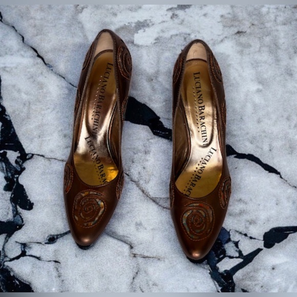 Luciano Barachini Gold Designer Pointy Toe Heel Size  8.5 - Picture 2 of 16